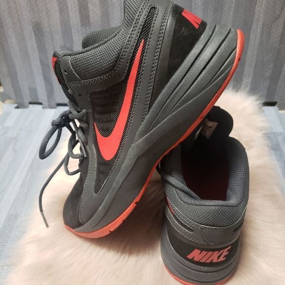 Nike Men's The Overplay VIII NBK Basketball Shoes - Picture 4 of 6